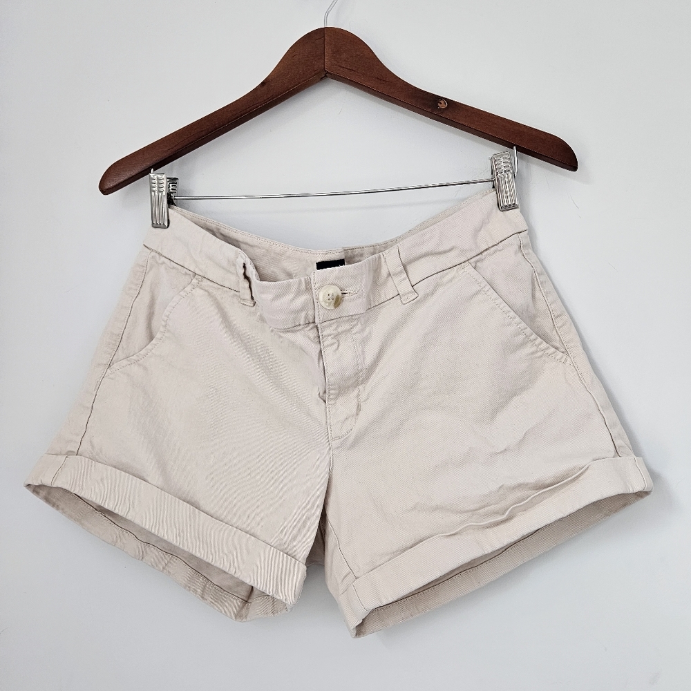 American Eagle Mid-Rise Shorts - Size US 12